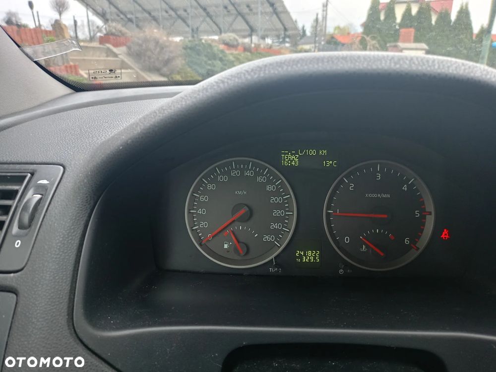 Volvo C30 2.0D Momentum - 9