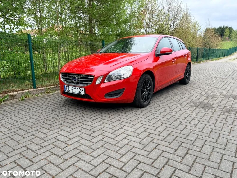 Volvo V60 D3 Kinetic - 2