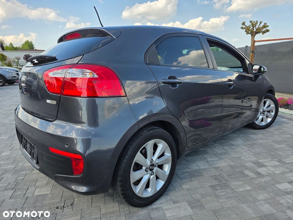 Kia Rio 1.2 Dream Team Edition - 3