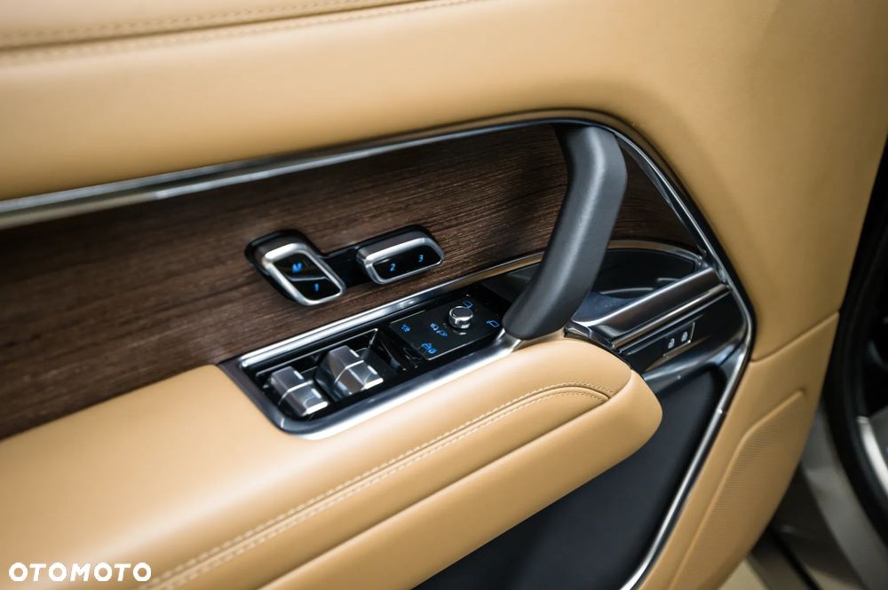 Land Rover Range Rover - 16