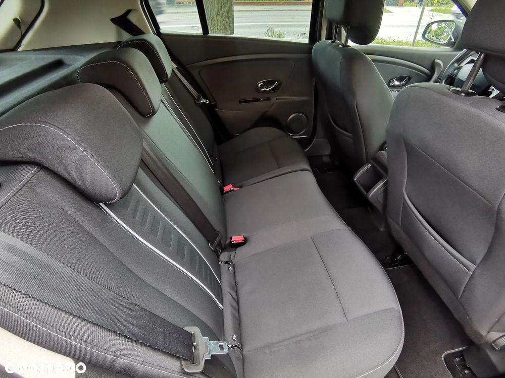 Renault Megane - 8