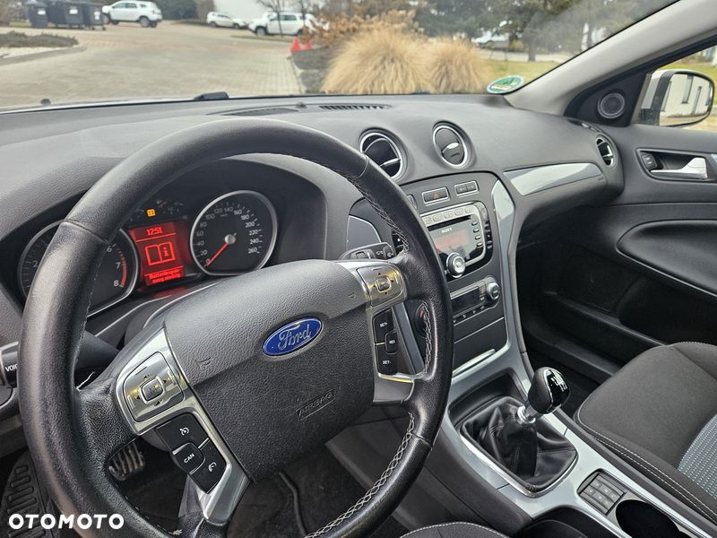 Ford Mondeo SW 1.6 T Silver X Plus - 13