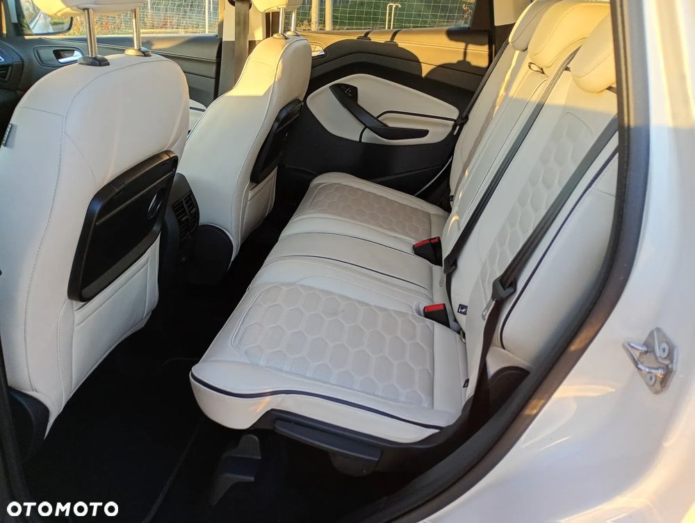 Ford Kuga Vignale 2.0 TDCi AWD - 9