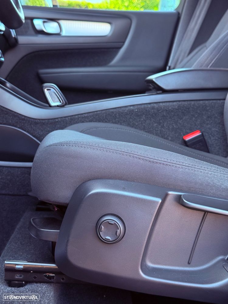 Volvo XC 40 - 24