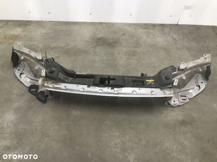 Pas przedni Volvo V50 S40 II 04-12r. wzmocnienie ramka okular reflektora oryginalne - 1