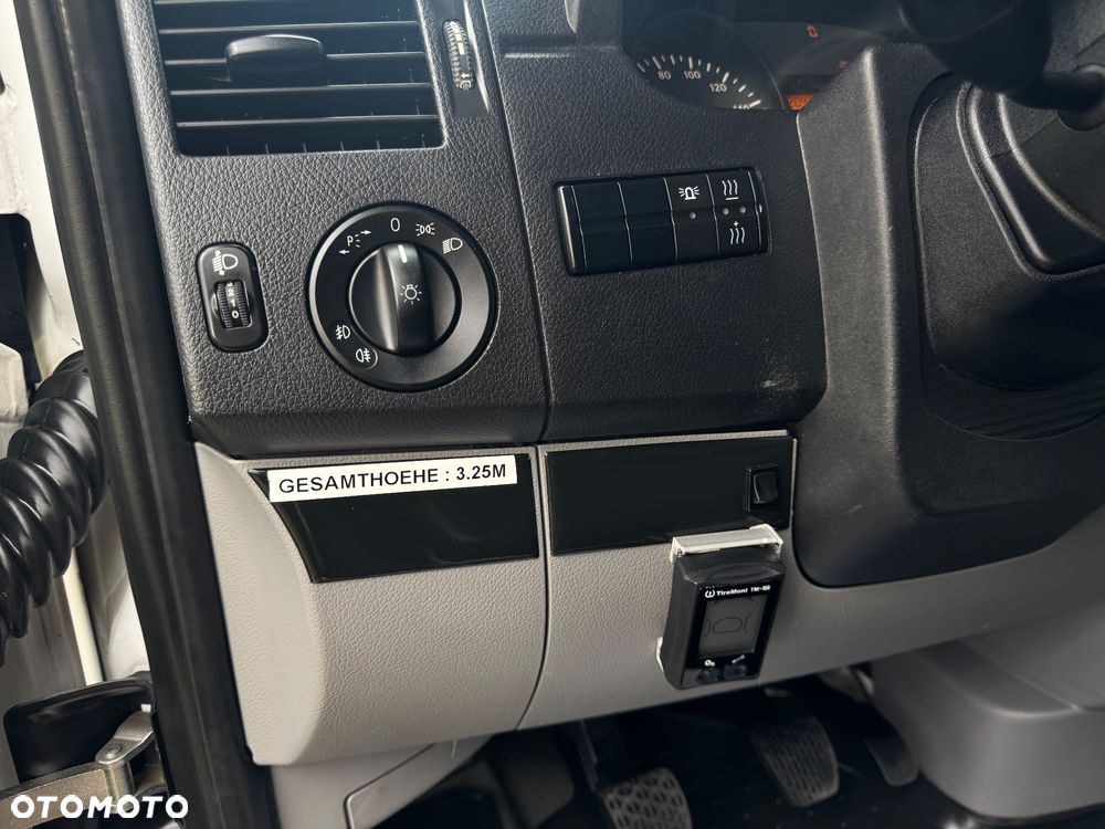 Mercedes-Benz SPRINTER - 9