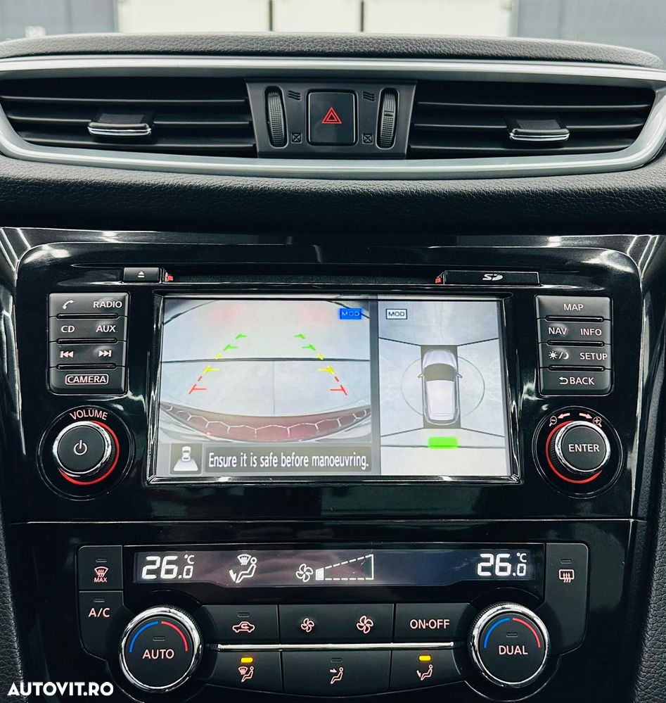 Nissan Qashqai 1.2 DIG-T Xtronic N-Connecta - 27