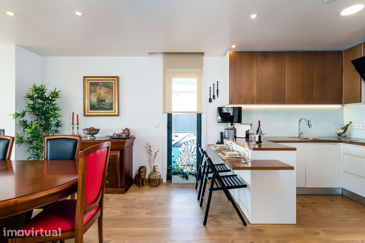 Moradia T3 + 2, isolada com piscina e jacuzzi em Sesimbra - Grande imagem: 5/60