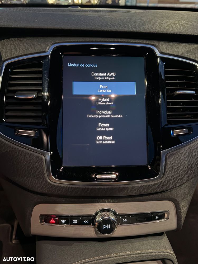 VOLVO XC90 2021 — imagine 17