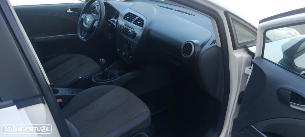 SEAT Leon 1.9 TDI Ecomotive Style - 4