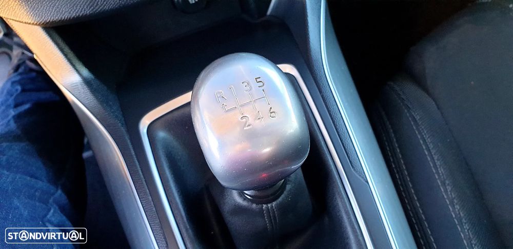 Peugeot 308 1.2 PureTech Allure - 30