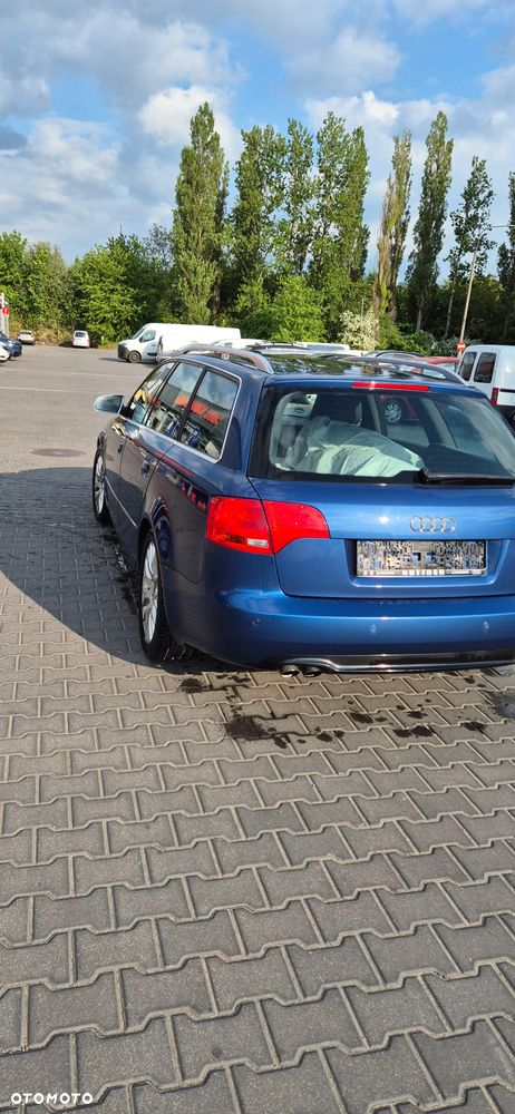 Audi A4 Limousine - 2