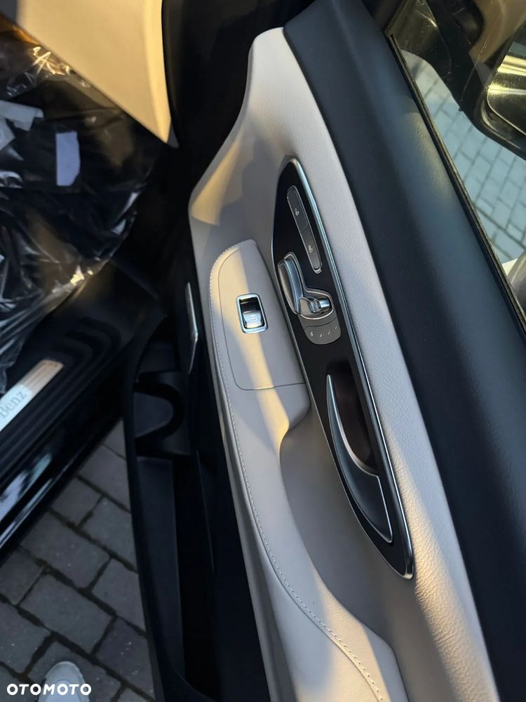 Mercedes-Benz Klasa V 300 d 4-Matic 9G-Tronic Exclusive (d³ugi) - 8
