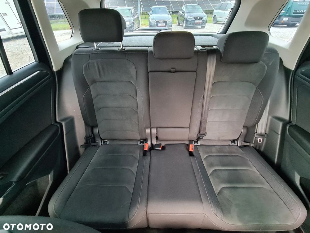 Volkswagen Tiguan - 21