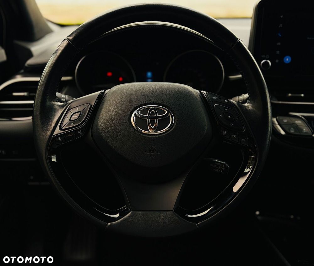 Toyota C-HR - 6