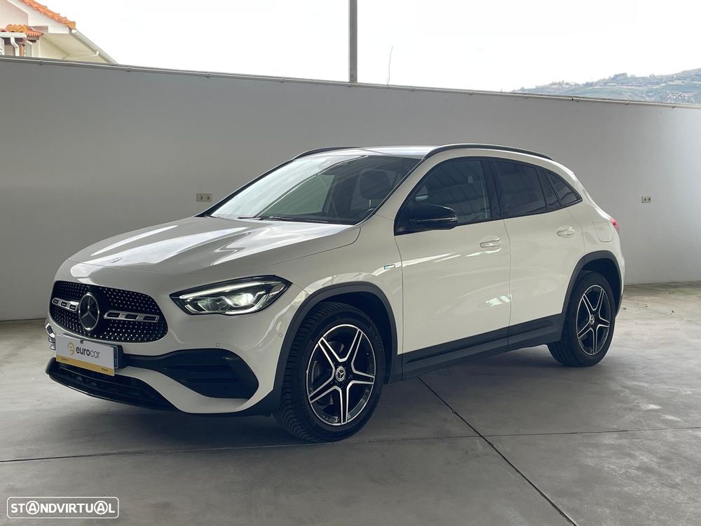 Mercedes-Benz GLA 250 e 8G-DCT AMG Line - 1