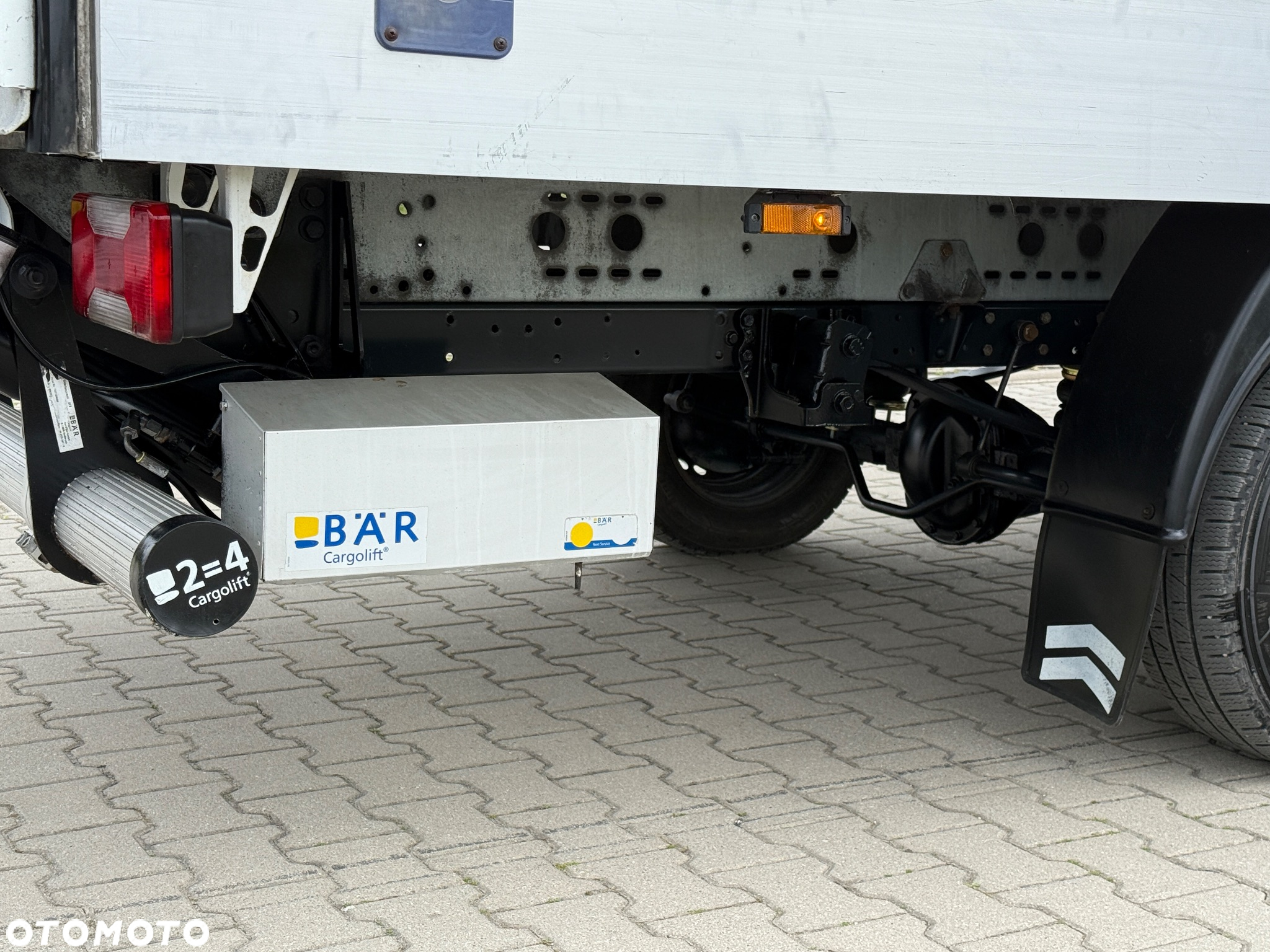 Iveco DAILY 35-160 160KM Hi Matic *Resor+Poduszka* Full LED Kontener * Izoterma +Winda 750KG SUPER STAN!!! - 31