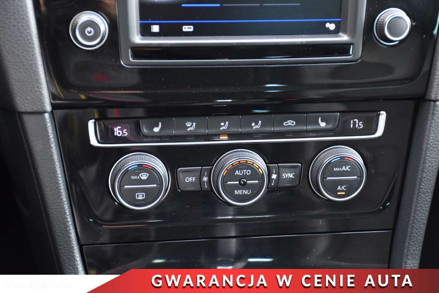 Volkswagen Golf - 14