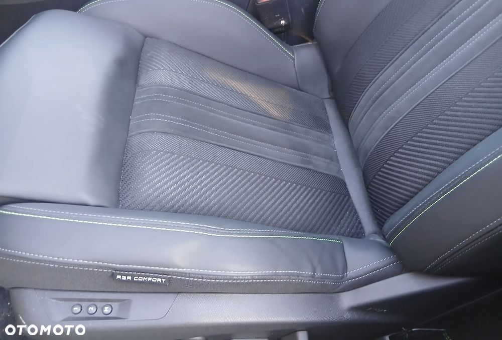 Peugeot 408 1.2 PureTech GT S&S EAT8 - 22