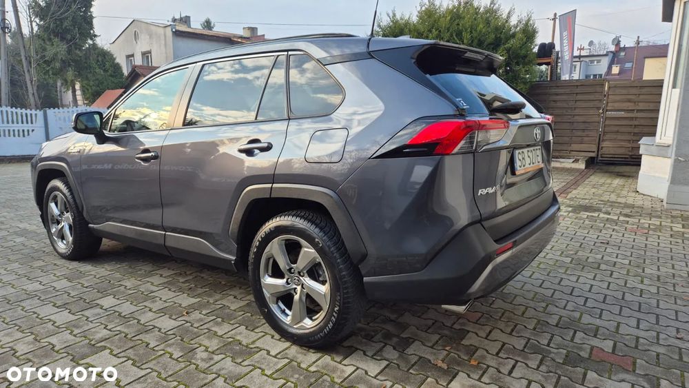 Toyota RAV4 - 7