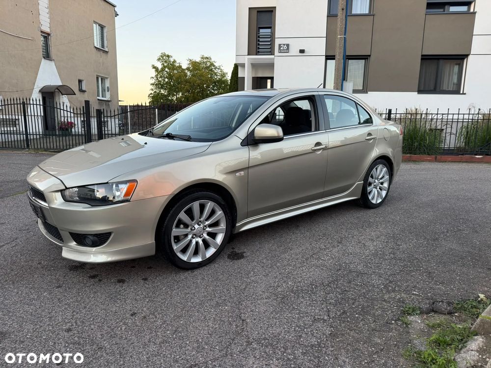 Mitsubishi Lancer 1.8 Intense - 3
