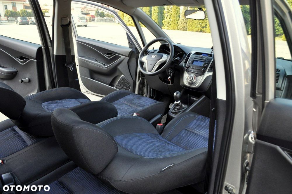 Hyundai ix20 - 23