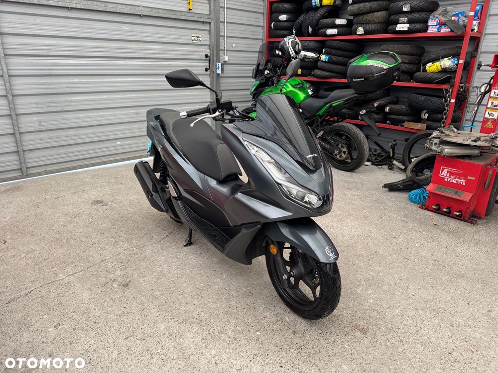 Honda PCX - 1