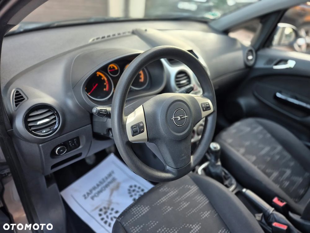 Opel Corsa 1.2 16V Essentia - 21