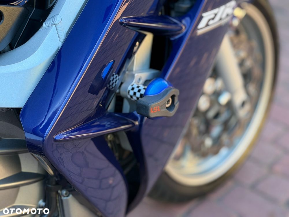 Yamaha FJR - 21