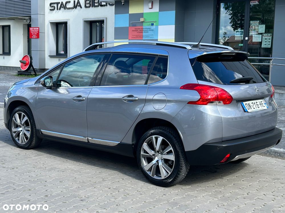 Peugeot 2008 1.6 e-HDi Allure S&S - 10