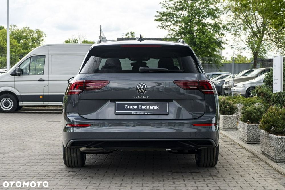 Volkswagen Golf - 9