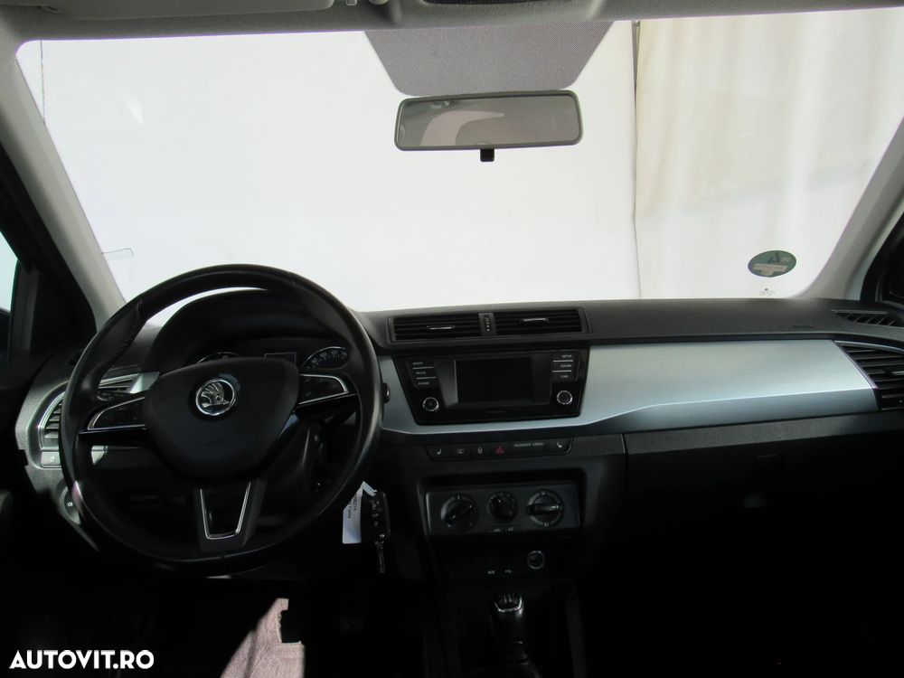 Skoda Fabia - 11