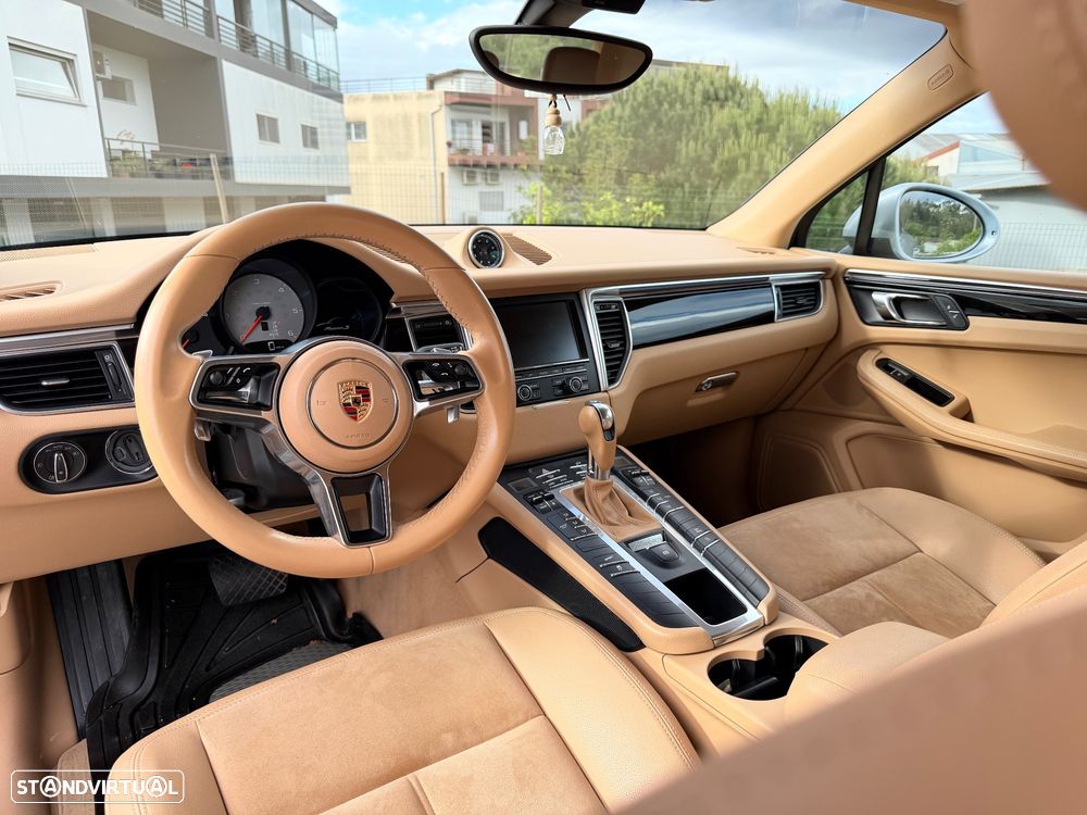 Porsche Macan S - 12