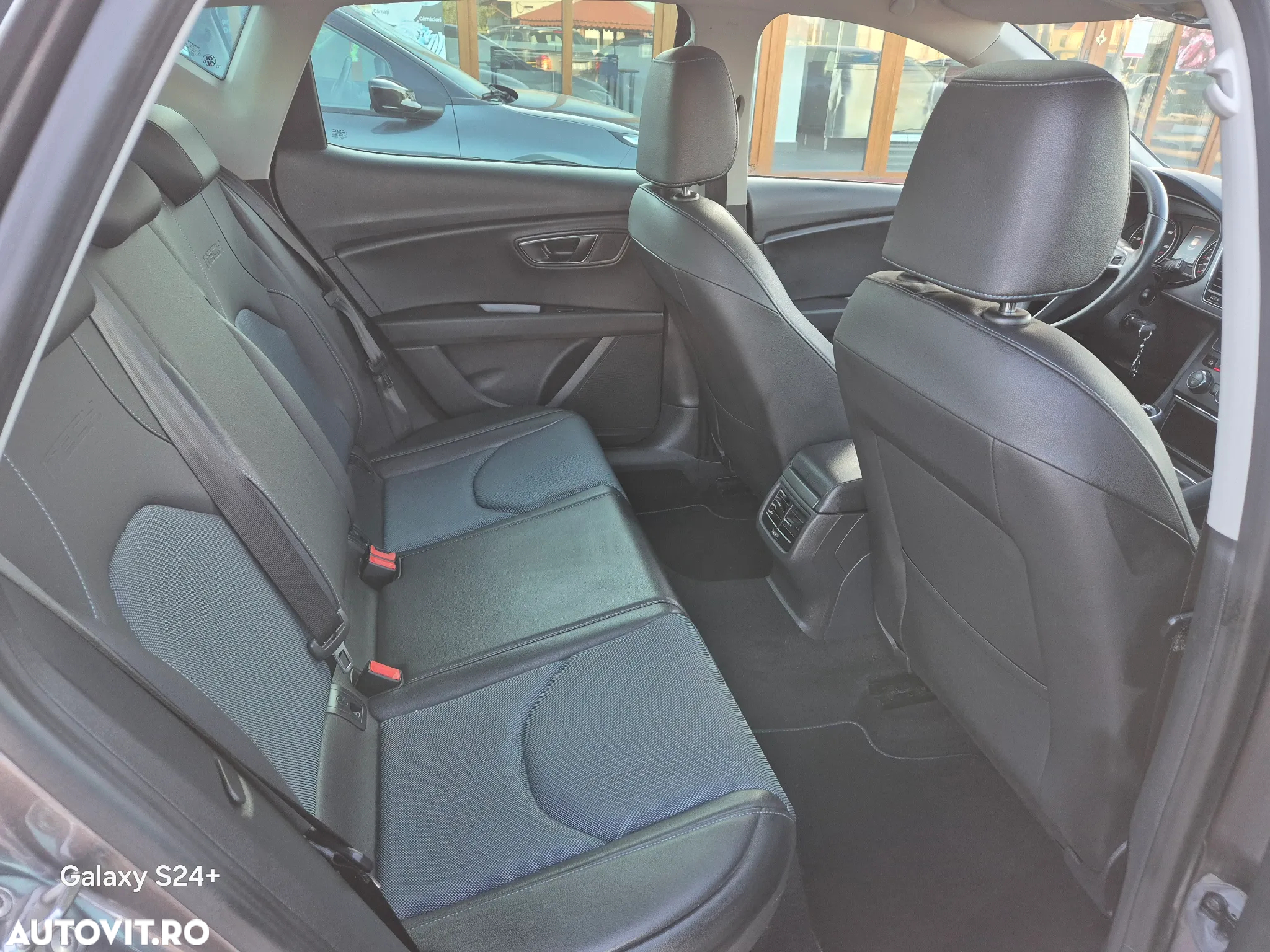 Seat Leon 1.6 TDI Xcellence - 25