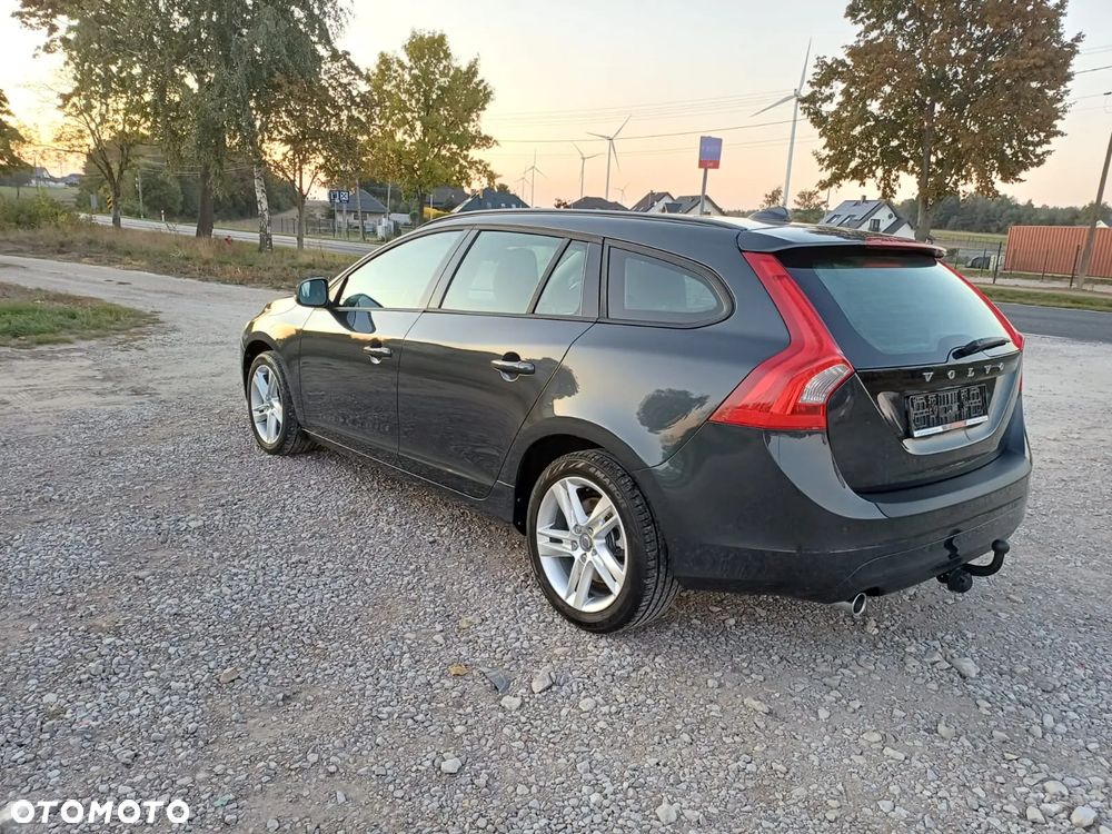 Volvo V60 D2 Drive-E Kinetic - 8