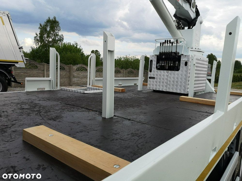 Renault D13 WIERTNICA TELECOM 20 Automat Niski Przebieg! - 15
