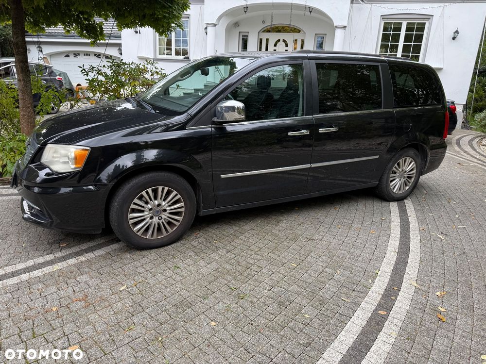 Lancia Voyager - 1