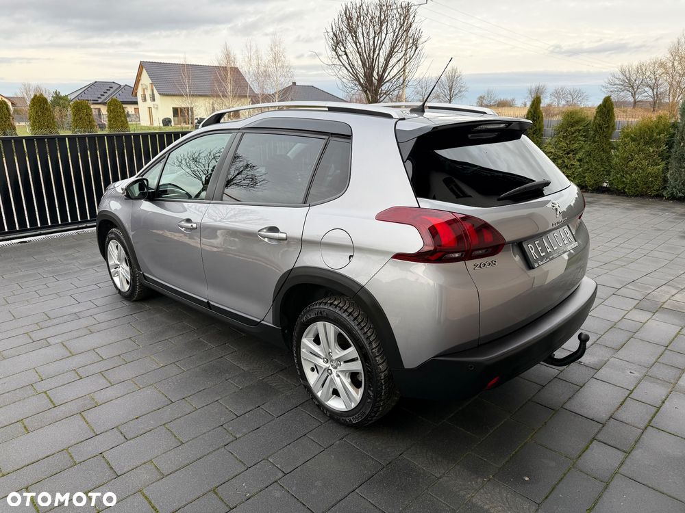 Peugeot 2008 BlueHDi 100 STOP & START Signature - 3