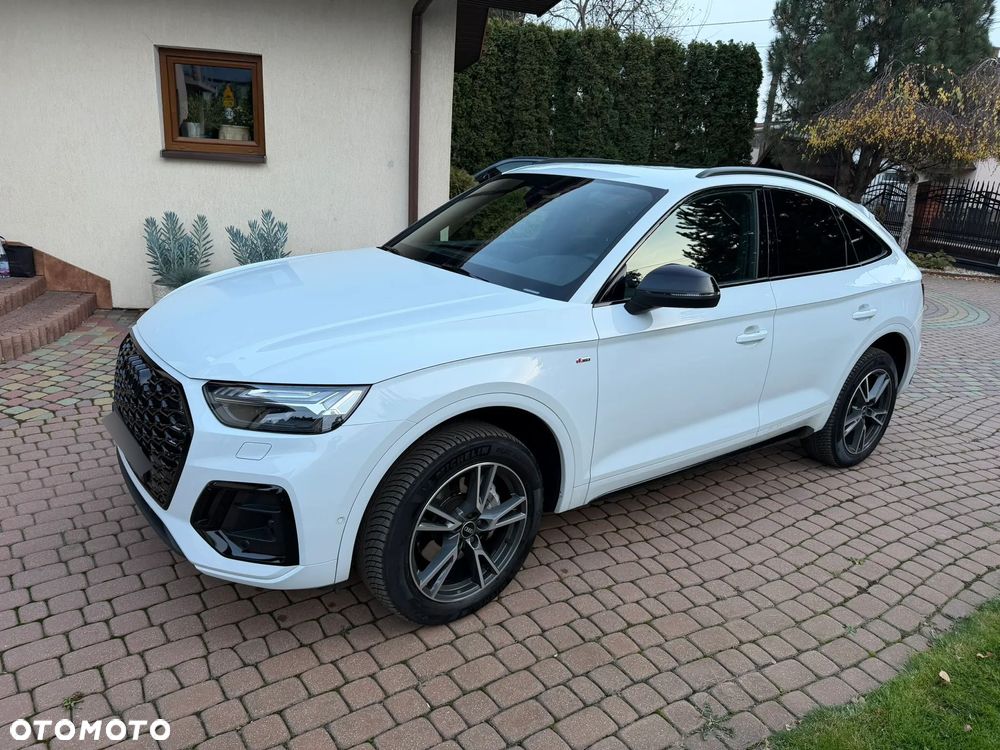 Audi Q5 Sportback - 1