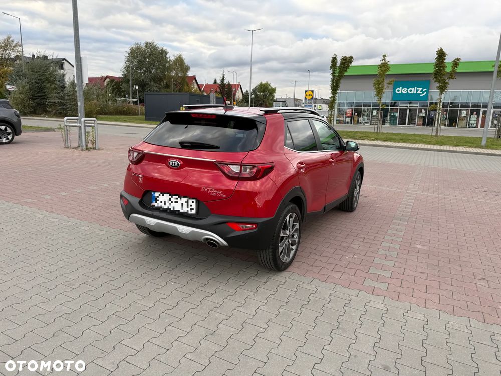 Kia Stonic 2017 photo 4