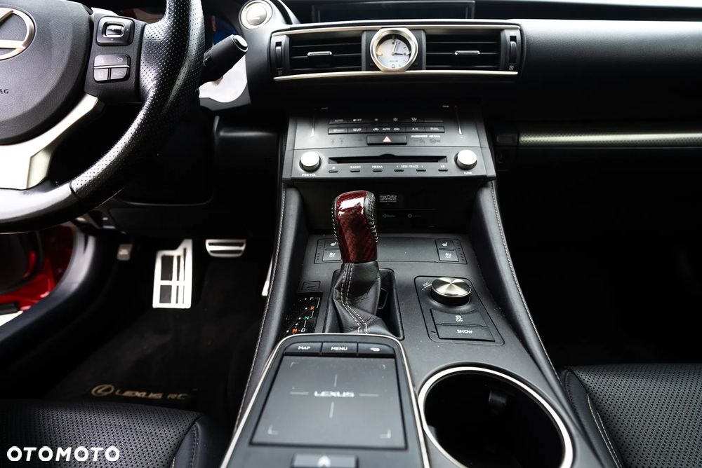 Lexus RC - 11