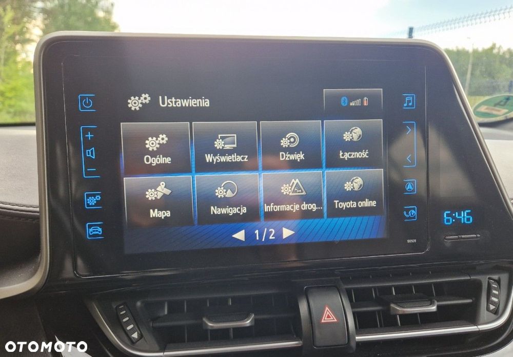 Toyota C-HR 1.8 Hybrid Prestige - 26