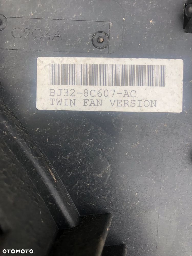 Wentylator chłodnicy BJ32-8C607 Range Rover Evoque 2.2 Td4 - 2