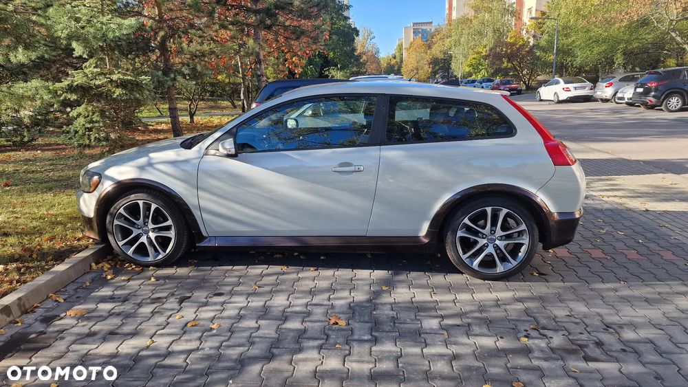 Volvo C30 2.0 Momentum Euro5 - 9