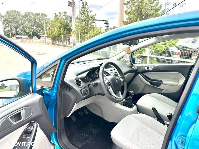 Ford Fiesta - 7