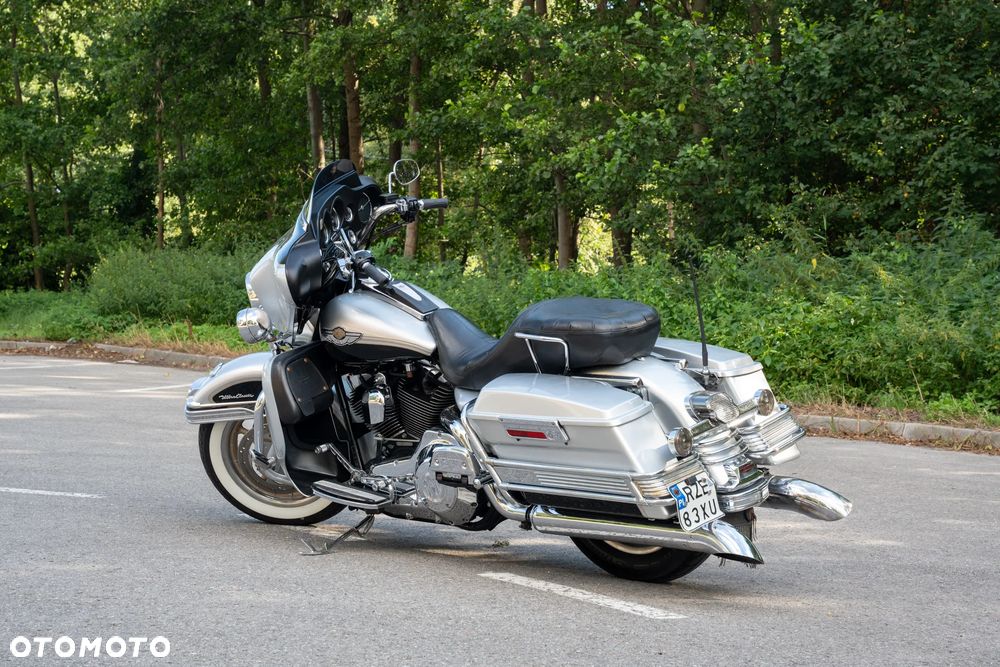 Harley-Davidson FLHTCU Ultra - 14