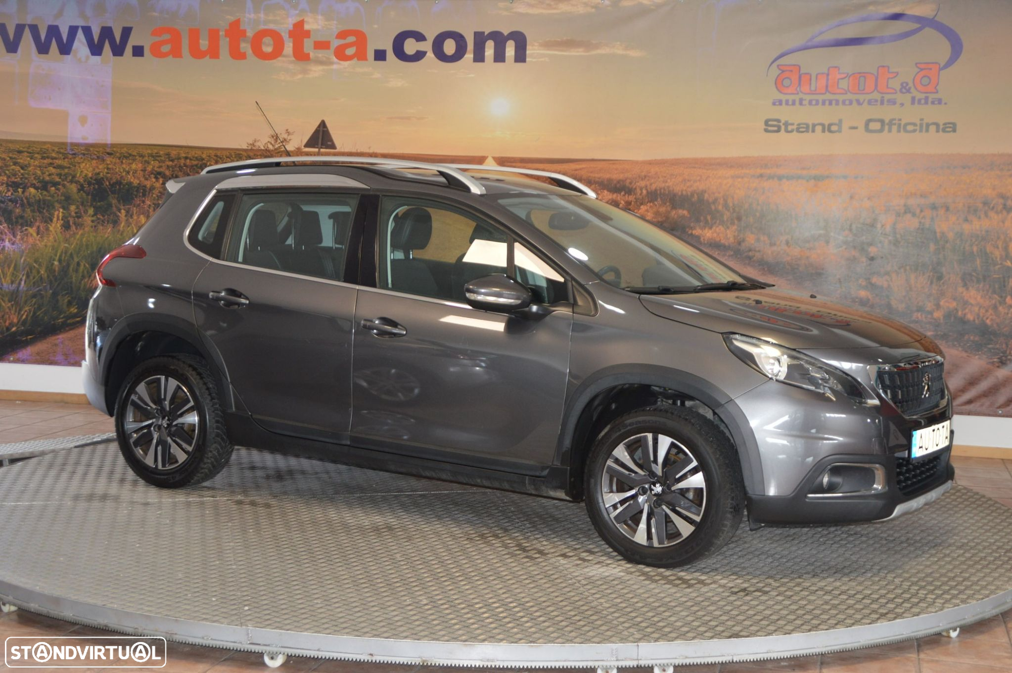 Peugeot 2008 1.2 PureTech Allure - 7