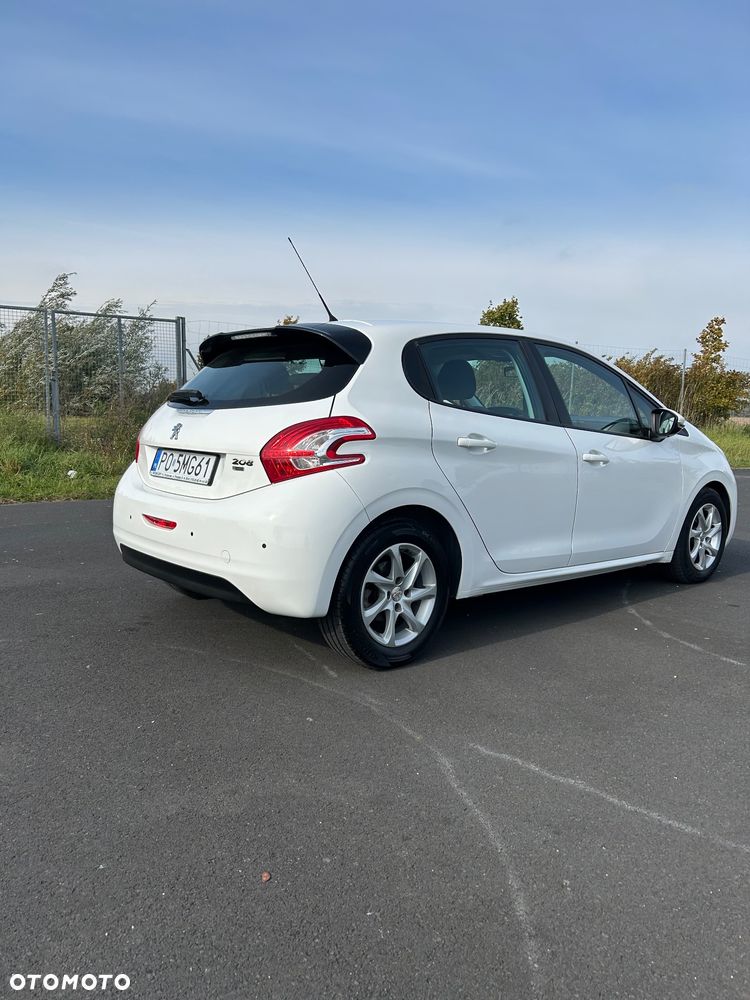 Peugeot 208 1.6 e-HDi Active STT - 4