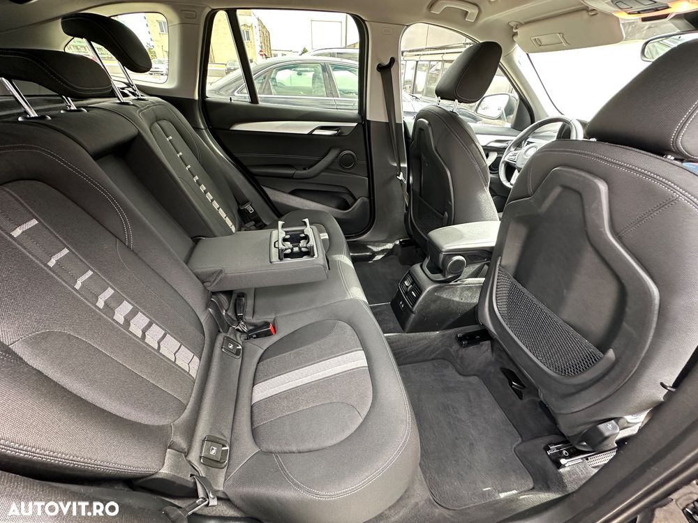 BMW X1 sDrive18d Sport Line - 14