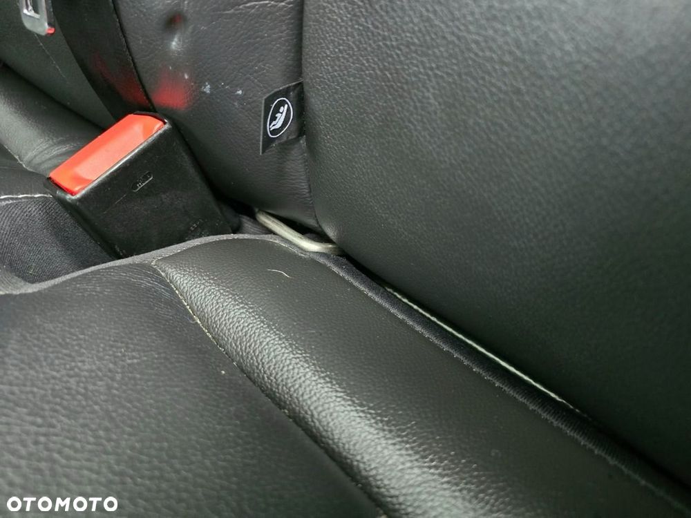 Ford Kuga - 34